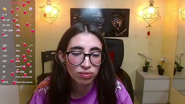 LenaRoses online show from 6, 2, 2025