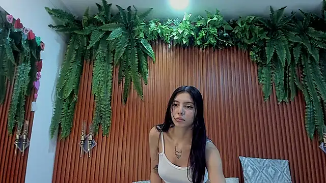 Snapshot of alice_greco chatting on 5, 6, 2026 alice greco online show from 5, 6, 2026