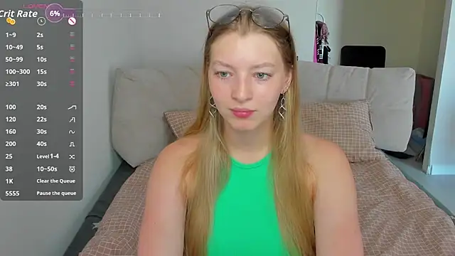 Snapshot of Drive-Crazy- chatting on 15, 6, 2026 Drive-Crazy- online show from 15, 6, 2026