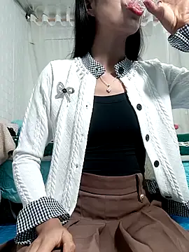 Snapshot of Sweet_Toy20 chatting on 23, 11, 2025 Sweet Toy20 online show from 23, 11, 2025