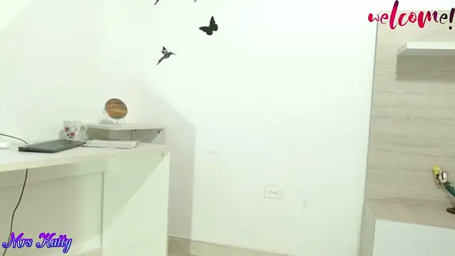 mrskatty online show from 28, 2, 2025