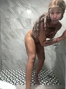 Snapshot of slimerlla chatting on 21, 12, 2025 slimerlla online show from 21, 12, 2025