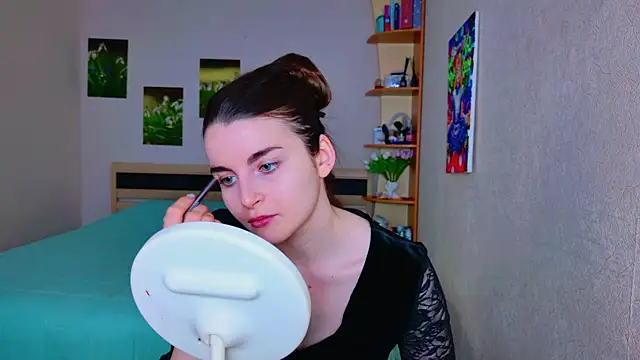 Miss Arwen online show from 11, 3, 2025