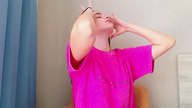Snapshot of Miss_Arwen chatting on 27, 5, 2026 Miss Arwen online show from 27, 5, 2026