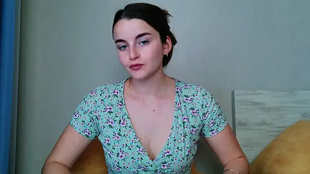 Snapshot of Miss_Arwen chatting on 4, 6, 2026 Miss Arwen online show from 4, 6, 2026