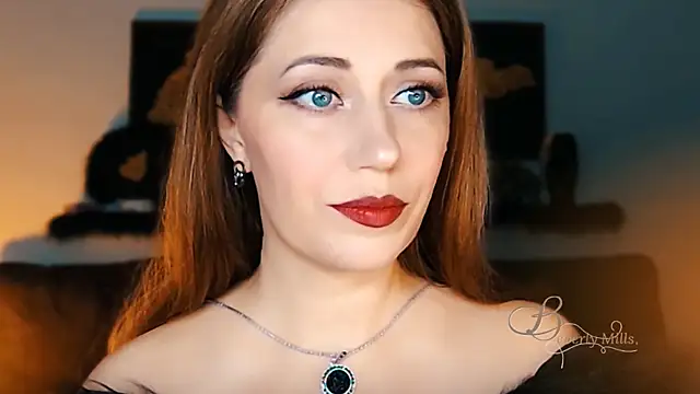 MissBeverlyMills online show from 9, 10, 2025