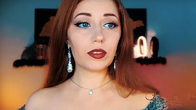 MissBeverlyMills online show from 29, 11, 2025