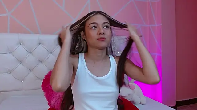 Snapshot of hantonella_ chatting on 12, 9, 2025 hantonella  online show from 12, 9, 2025