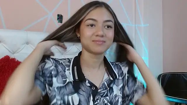 Snapshot of hantonella_ chatting on 16, 9, 2025 hantonella  online show from 16, 9, 2025