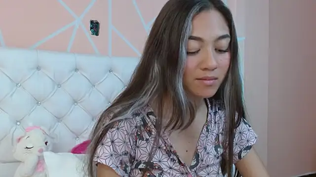 Snapshot of hantonella_ chatting on 25, 9, 2025 hantonella  online show from 25, 9, 2025