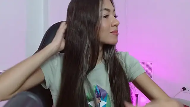 hantonella  online show from 25, 11, 2025