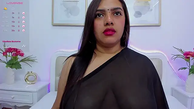 Snapshot of krishaa_ chatting on 27, 12, 2024 krishaa online show from 27, 12, 2024