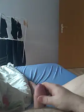 Snapshot of Henryb61 chatting on 13, 3, 2025 Henryb61 online show from 13, 3, 2025