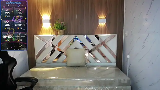 victoria castillo b online show from 13, 11, 2025