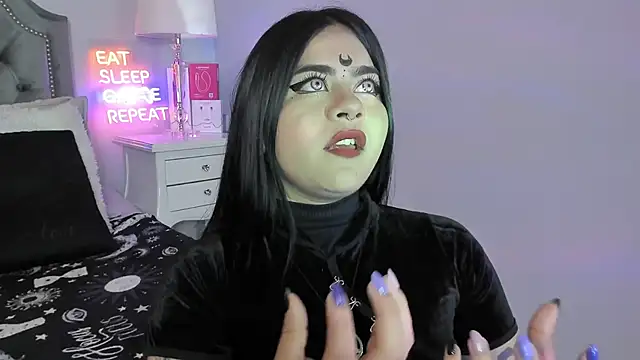 atena hill online show from 2, 12, 2025