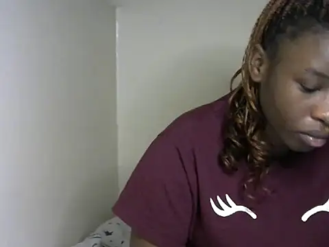 Snapshot of Novah_ chatting on 22, 9, 2025 Novah online show from 22, 9, 2025