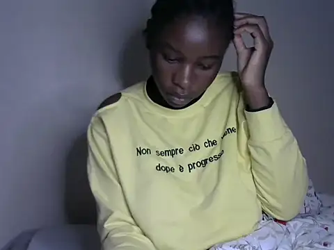 Novah  online show from 16, 4, 2026