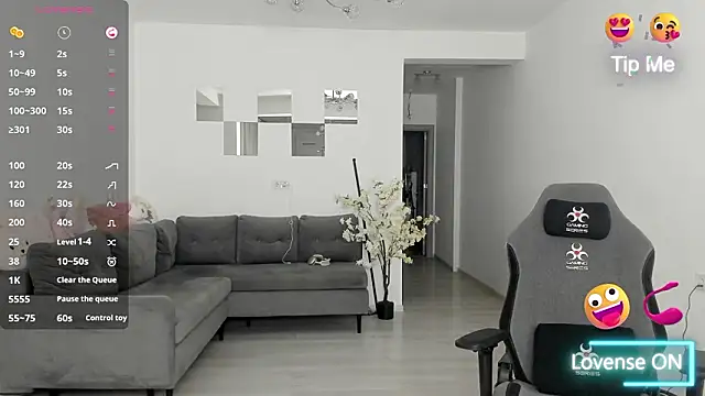 LovelyBianca online show from 4, 3, 2026