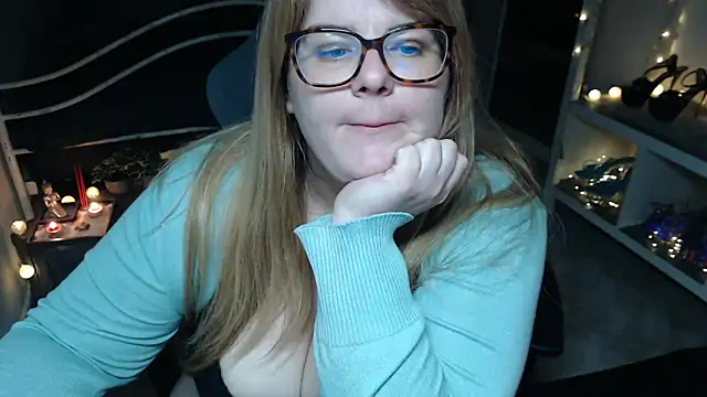 ZoeyLey online show from 27, 3, 2026