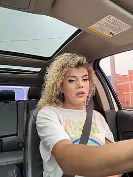 Georgiafox online show from 10, 10, 2025