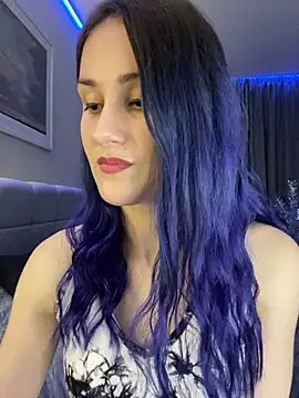 Erotic Synth Goddess online show from 20, 1, 2025