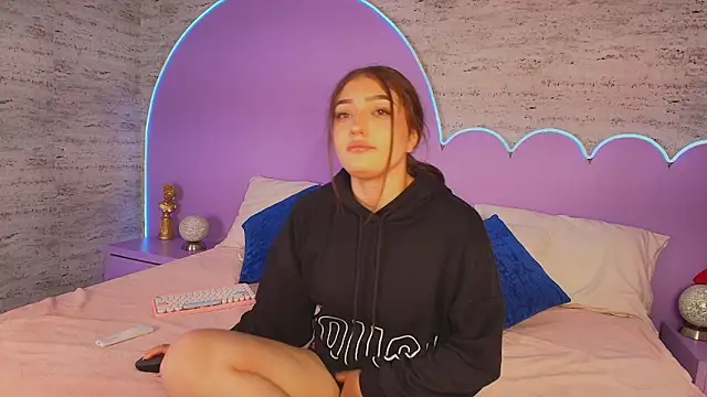 Giaa Ross online show from 12, 3, 2026