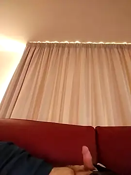 IL GINECOLOGO  online show from 16, 4, 2026