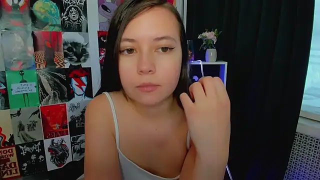 Snapshot of Lina_Brownie chatting on 11, 1, 2025 Lina Brownie online show from 11, 1, 2025