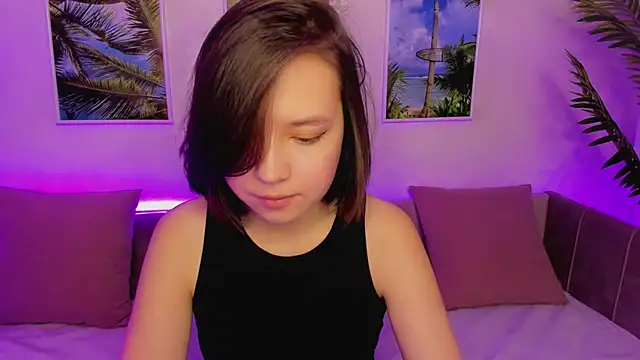 Snapshot of Lina_Brownie chatting on 19, 1, 2025 Lina Brownie online show from 19, 1, 2025