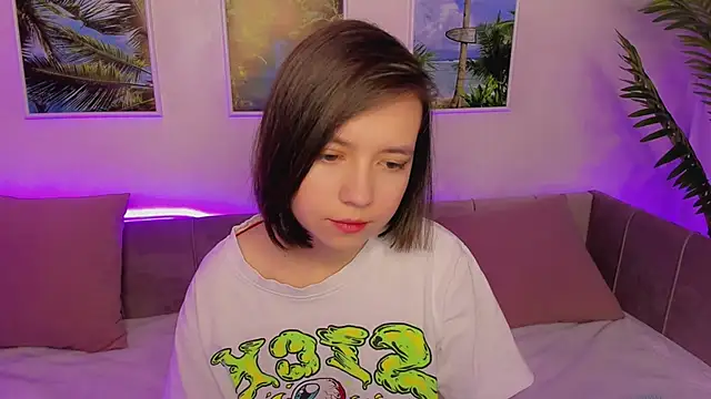 Snapshot of Lina_Brownie chatting on 19, 1, 2025 Lina Brownie online show from 19, 1, 2025