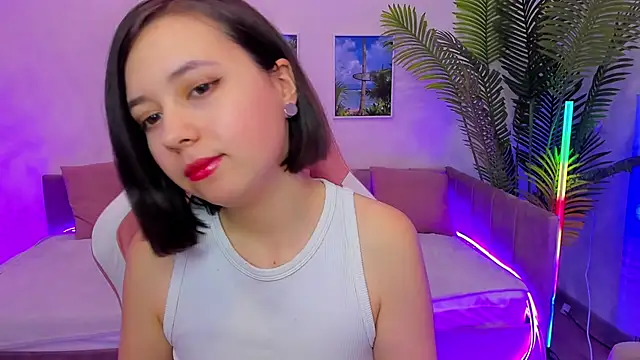 Snapshot of Lina_Brownie chatting on 5, 2, 2025 Lina Brownie online show from 5, 2, 2025