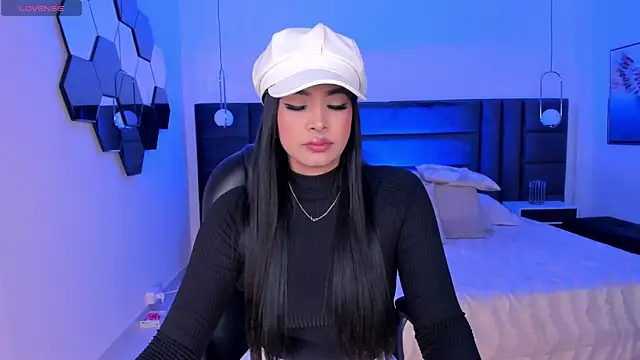 AlyssaDean online show from 8, 2, 2025