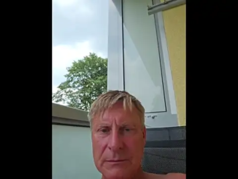 johnnym1 online show from 29, 6, 2026