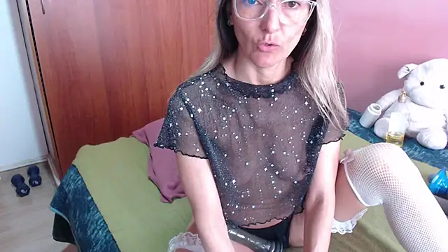 Snapshot of Susanlover chatting on 7, 1, 2025 Susanlover online show from 7, 1, 2025