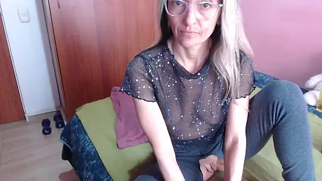 Snapshot of Susanlover chatting on 31, 1, 2025 Susanlover online show from 31, 1, 2025