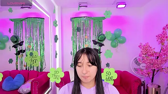 Miss dolly  online show from 18, 3, 2025