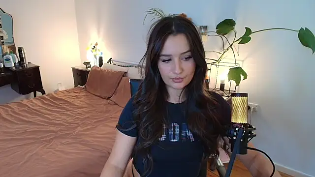 Lenas Room online show from 9, 3, 2026