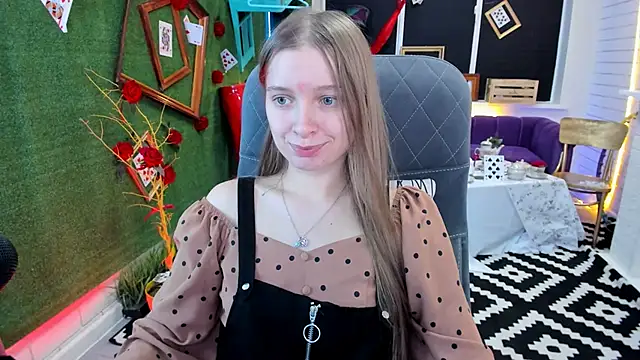 MayaSinabon online show from 7, 12, 2024