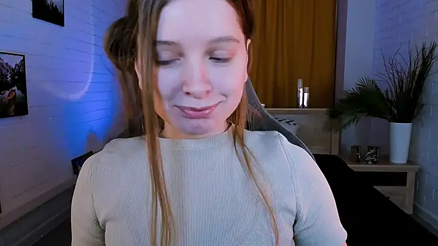 MayaSinabon online show from 25, 1, 2025