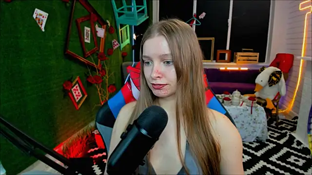 MayaSinabon online show from 18, 2, 2025