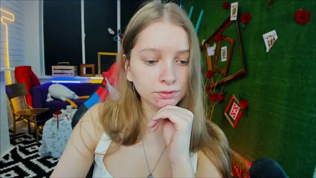 MayaSinabon online show from 23, 2, 2025
