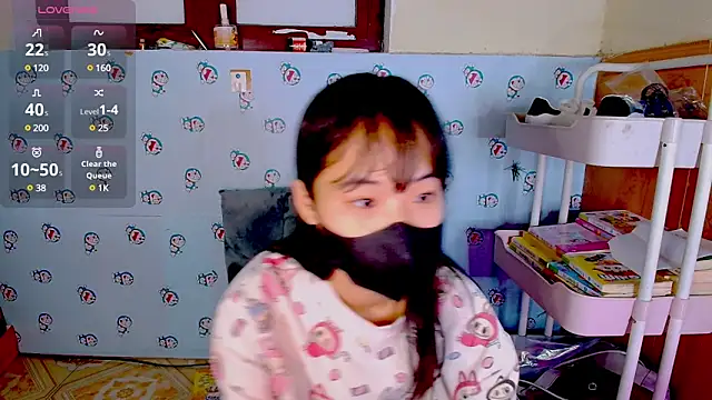   Saphia   online show from 17, 3, 2025