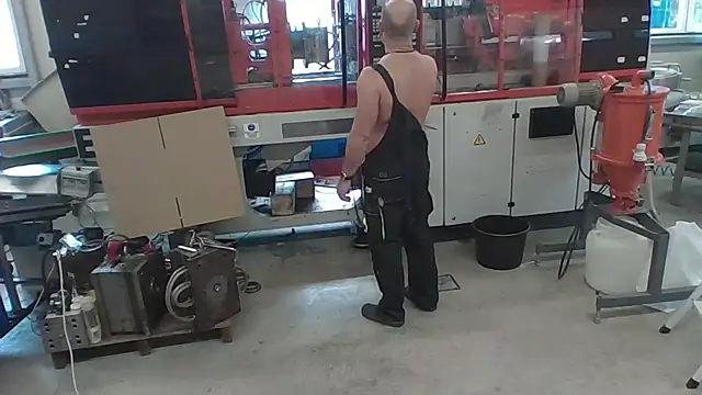 Snapshot of Boomerhun chatting on 17, 10, 2025 Boomerhun online show from 17, 10, 2025