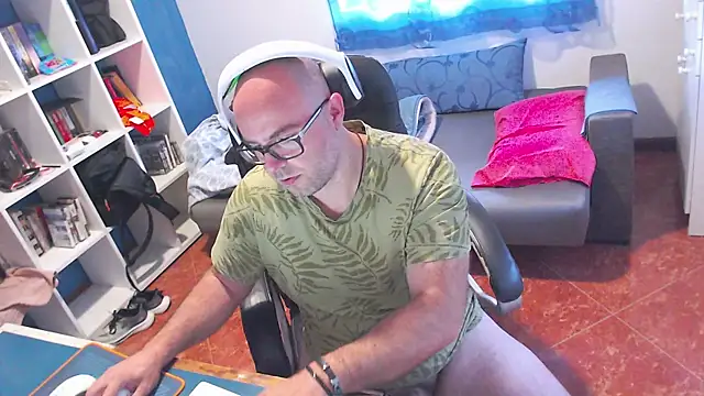 ravingr4d4 online show from 21, 5, 2026