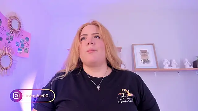 sophiarossee  online show from 22, 3, 2025