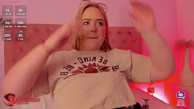 sophiarossee  online show from 10, 9, 2025