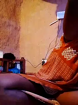 cute naimah online show from 30, 11, 2025