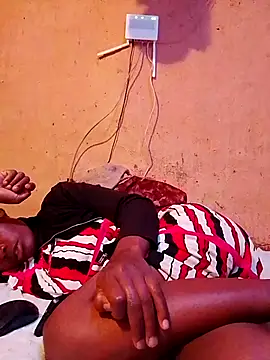 cute naimah online show from 13, 12, 2025