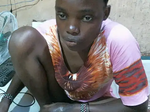 cute naimah online show from 31, 3, 2026