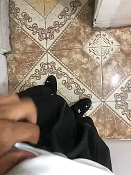 black 13inches online show from 12, 2, 2025